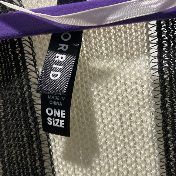 Torrid  Ivory & Black Stripe Ruana One Size - Picture 4 of 8